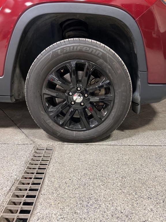 used 2019 Jeep Cherokee car, priced at $16,258