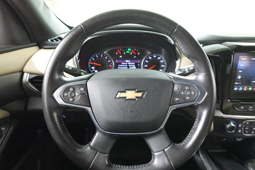 used 2022 Chevrolet Traverse car, priced at $19,576