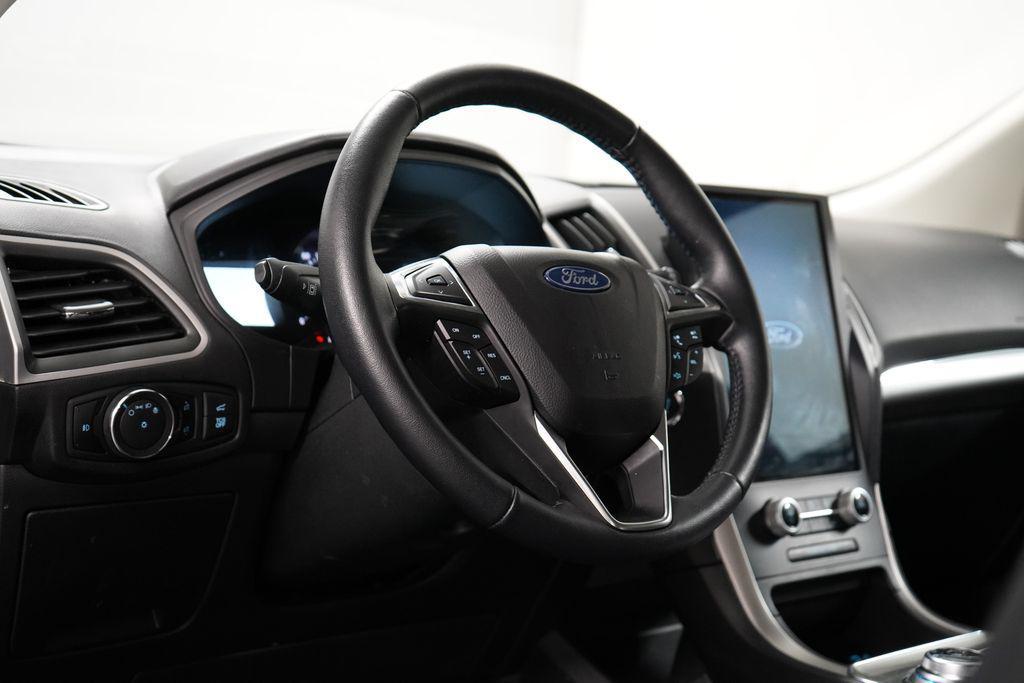 used 2023 Ford Edge car, priced at $26,277