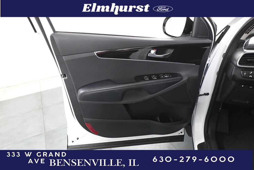 used 2019 Kia Sorento car, priced at $14,285