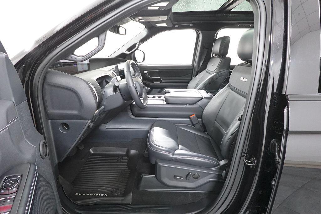 used 2025 Ford Expedition Max car, priced at $74,705