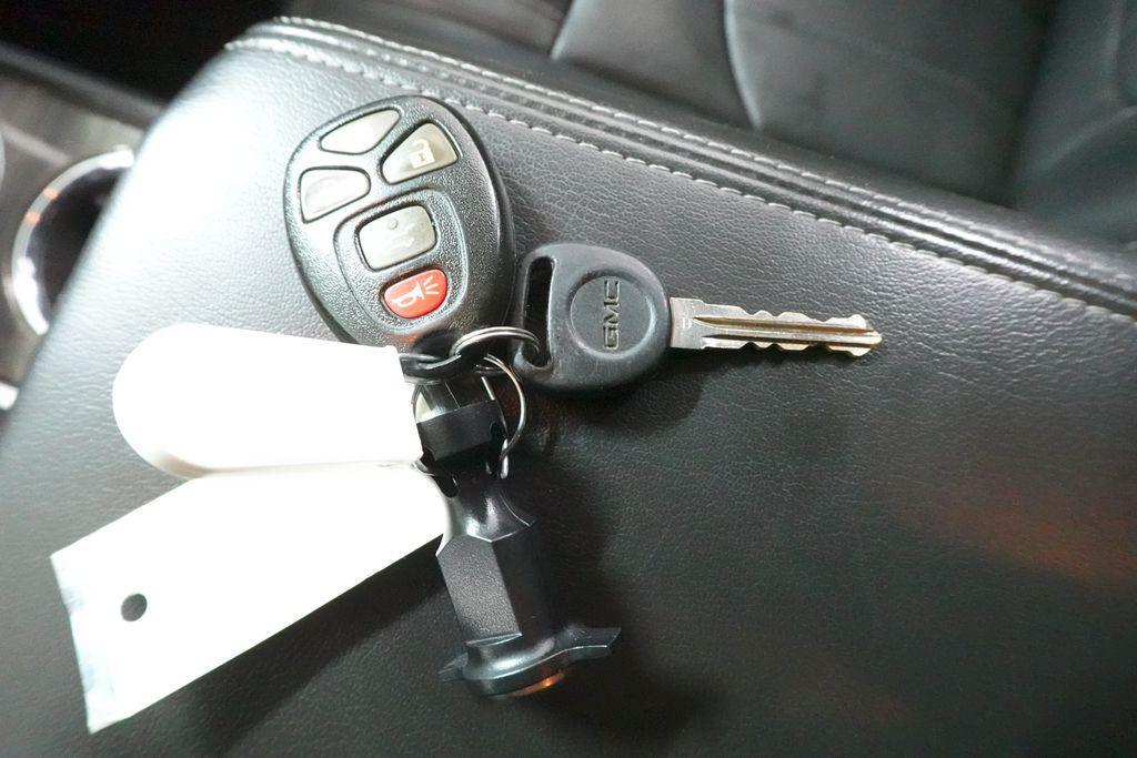 used 2014 GMC Acadia car, priced at $7,991