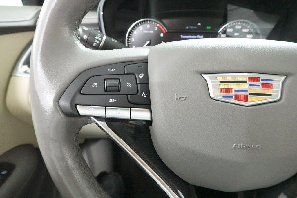 used 2021 Cadillac XT6 car, priced at $26,057