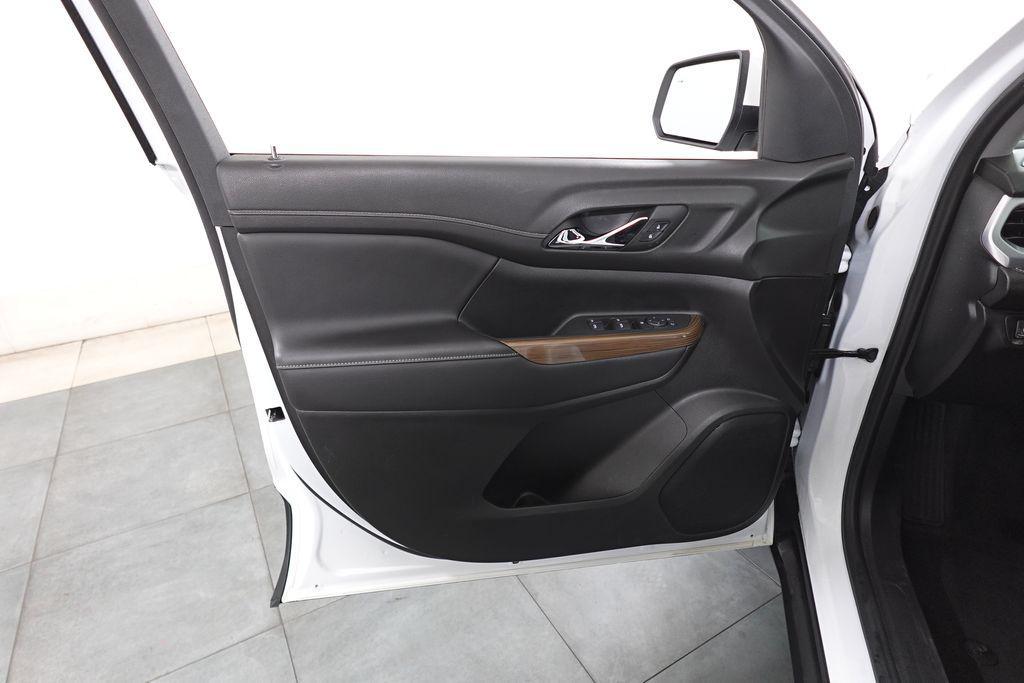 used 2023 GMC Acadia car, priced at $22,674