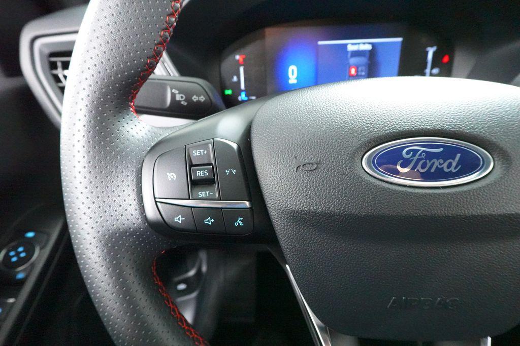 used 2025 Ford Escape car, priced at $24,277