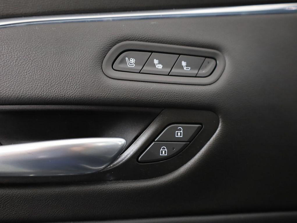 used 2023 Cadillac Escalade car, priced at $64,284