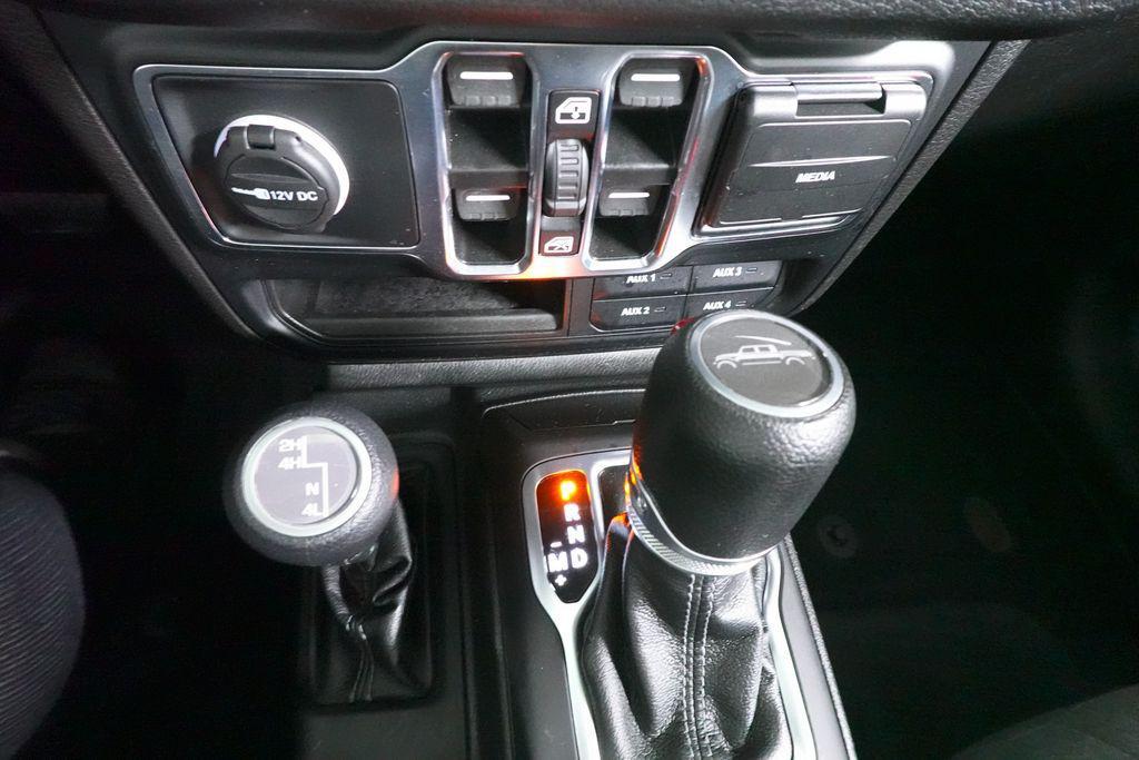 used 2024 Jeep Gladiator car, priced at $32,261
