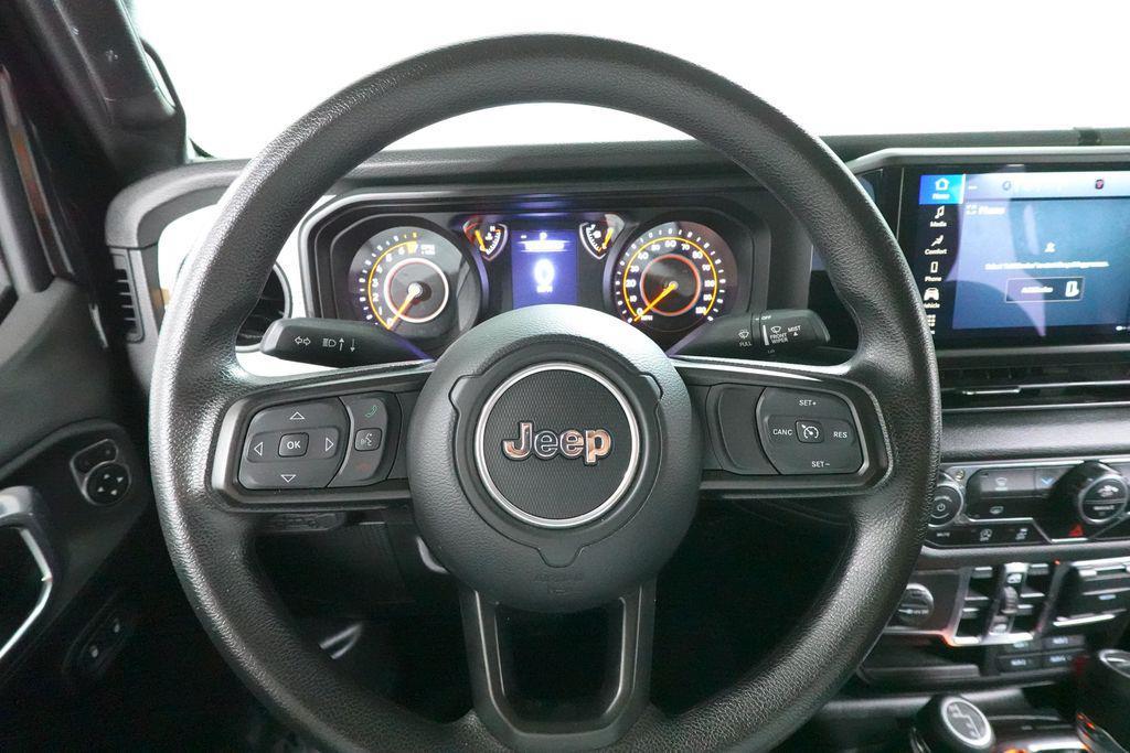 used 2024 Jeep Gladiator car, priced at $32,261