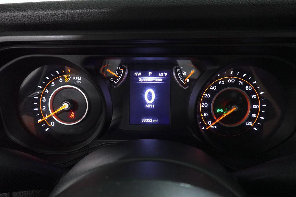 used 2024 Jeep Gladiator car, priced at $32,261
