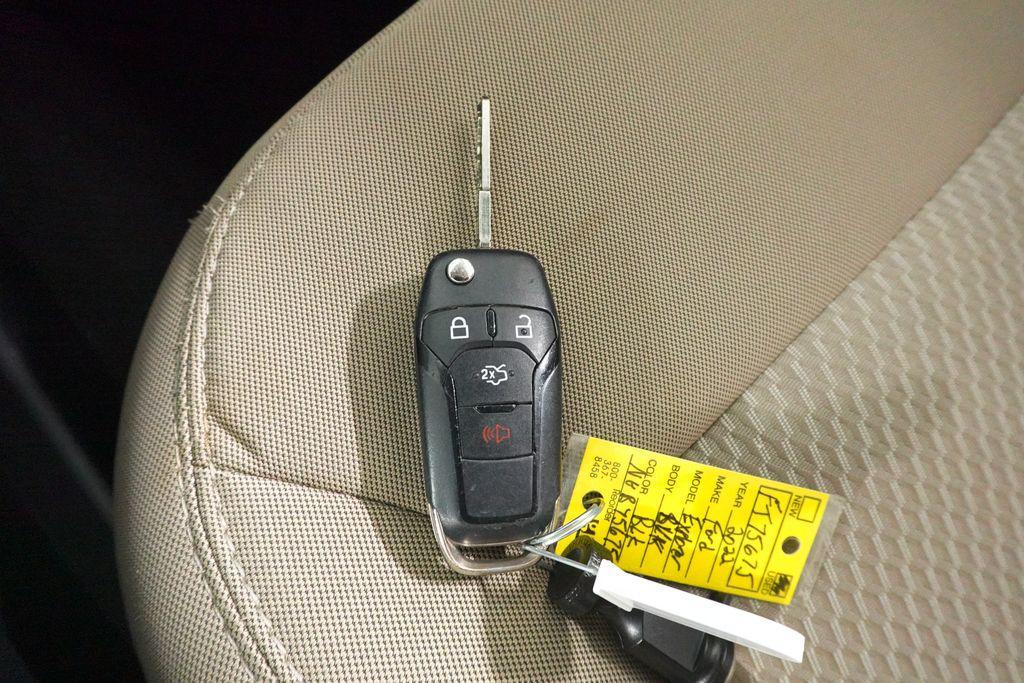 used 2022 Ford Explorer car, priced at $23,060