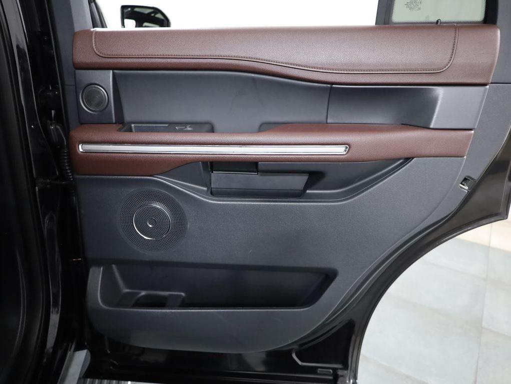 used 2024 Ford Expedition car, priced at $44,490