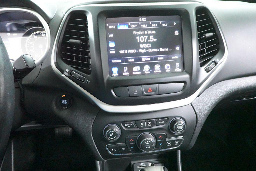 used 2017 Jeep Cherokee car, priced at $15,377