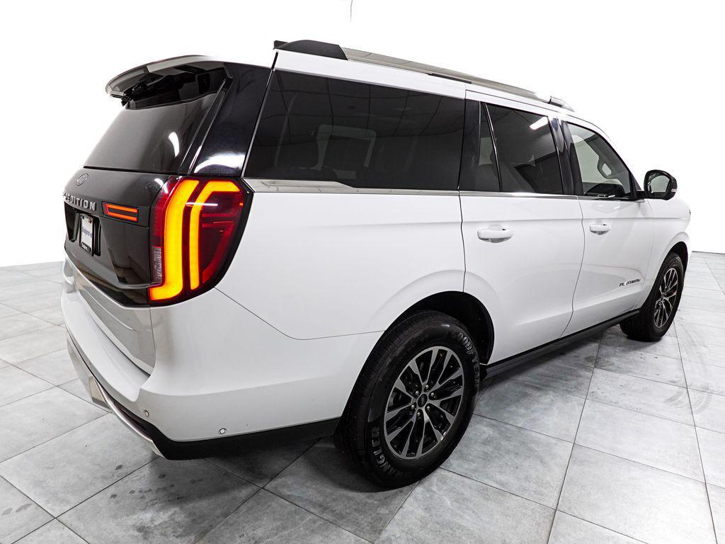 used 2025 Ford Expedition car, priced at $64,277