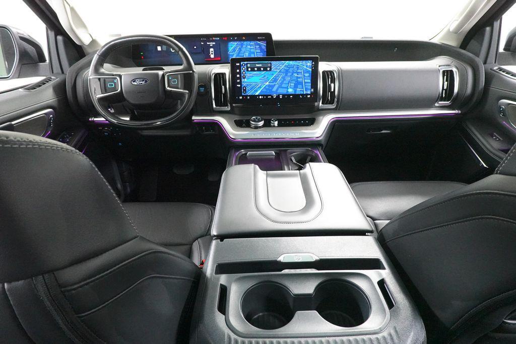 used 2025 Ford Expedition car, priced at $64,277
