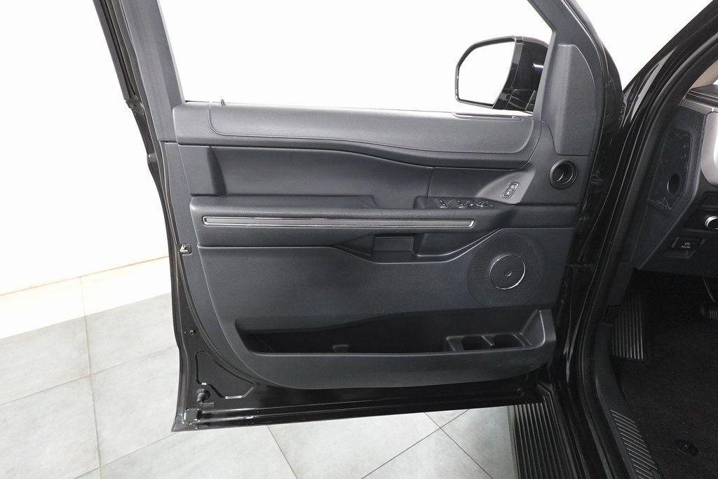 used 2022 Ford Expedition car, priced at $29,991