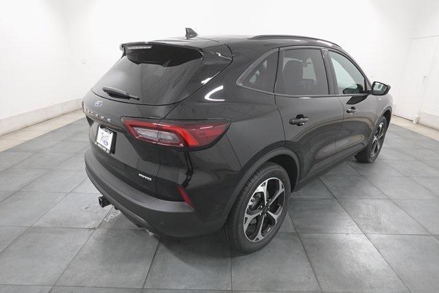 used 2025 Ford Escape car, priced at $32,152