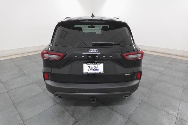 used 2025 Ford Escape car, priced at $32,152