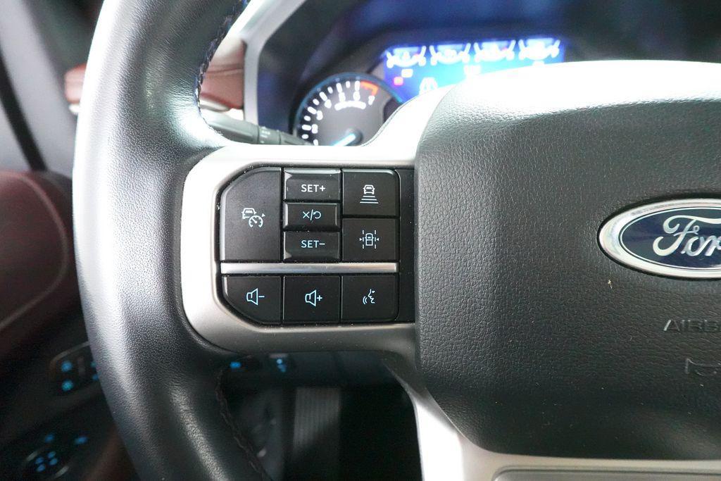 used 2024 Ford Expedition car, priced at $41,383