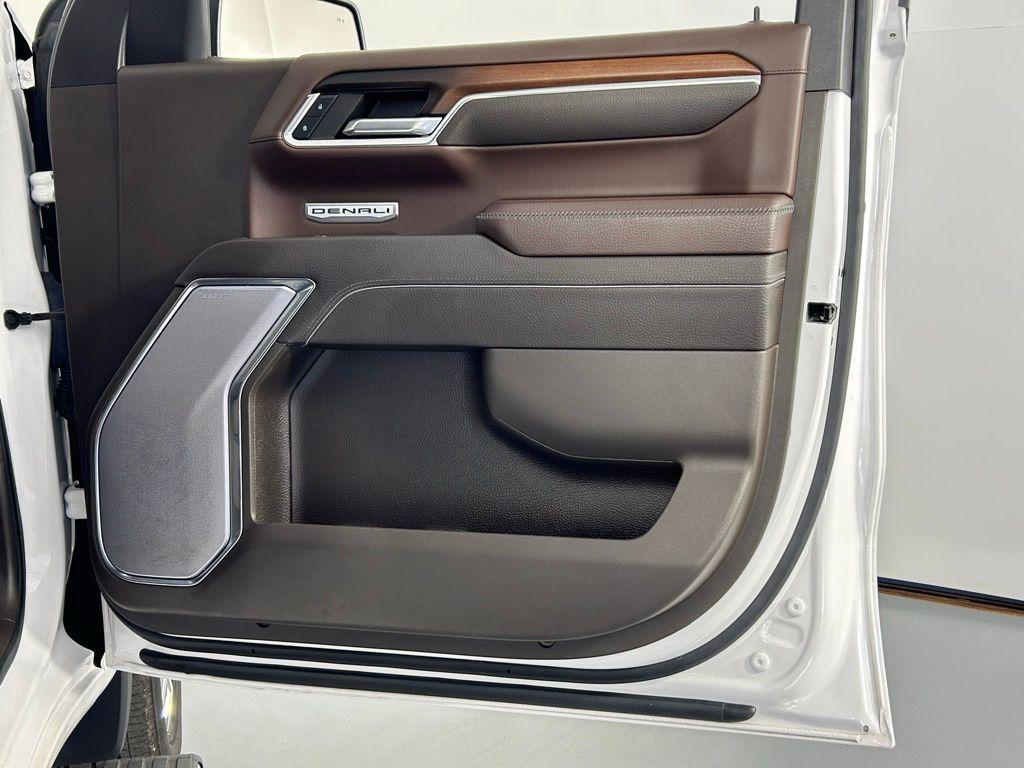 used 2024 GMC Sierra 1500 car, priced at $54,999