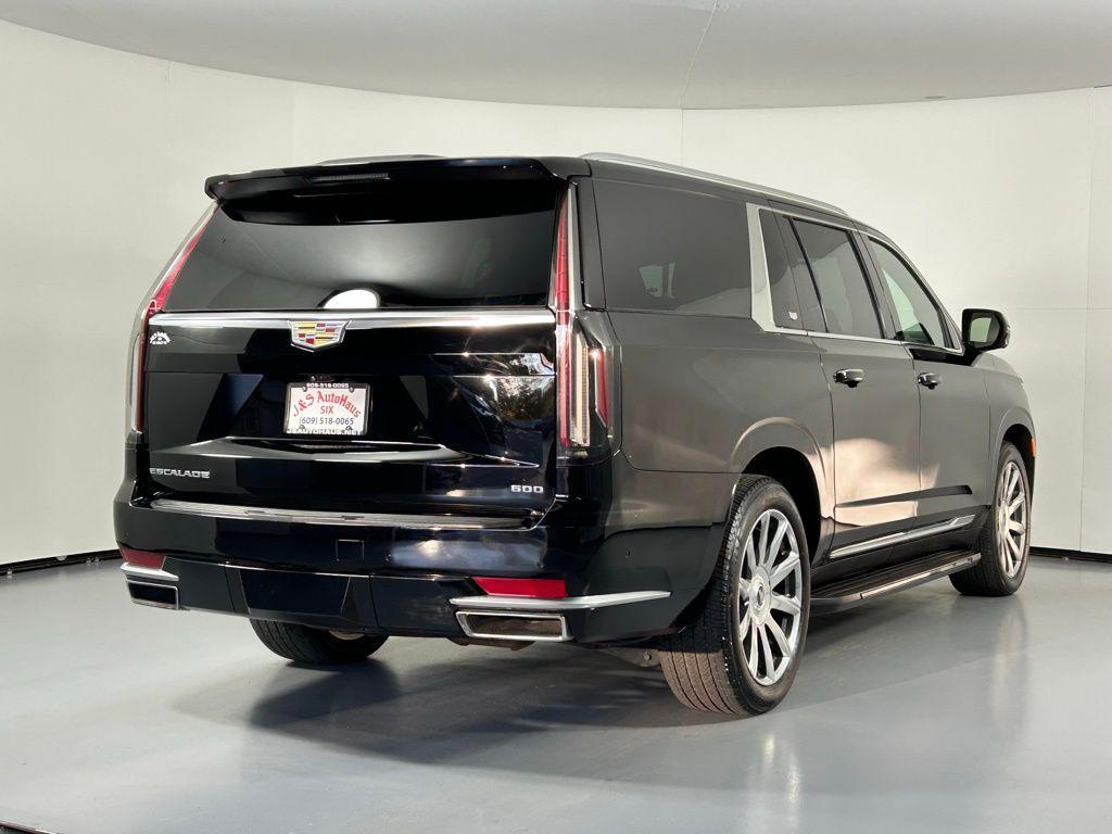 used 2021 Cadillac Escalade ESV car, priced at $55,999