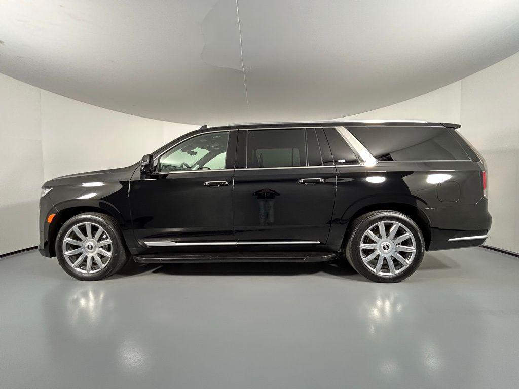 used 2021 Cadillac Escalade ESV car, priced at $55,999