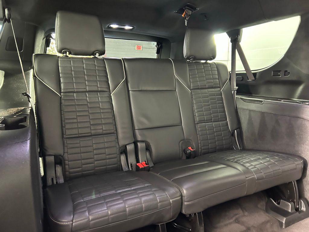 used 2021 Cadillac Escalade ESV car, priced at $55,999