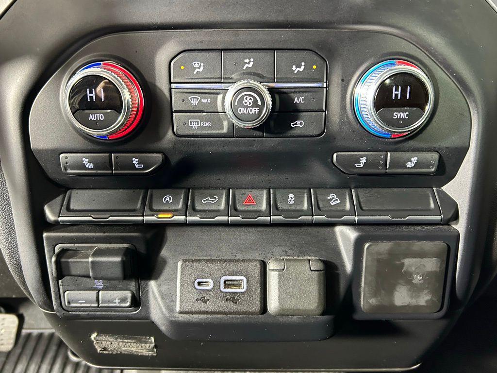 used 2021 GMC Sierra 1500 car, priced at $32,500