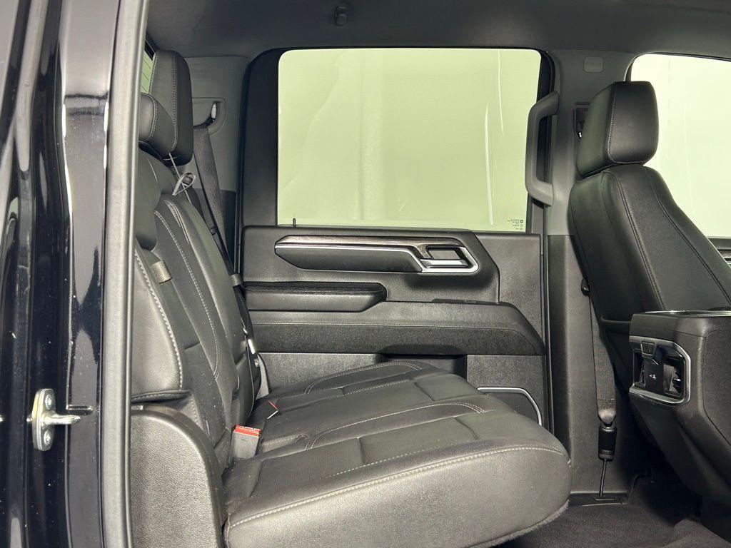 used 2024 Chevrolet Silverado 2500 car, priced at $63,999