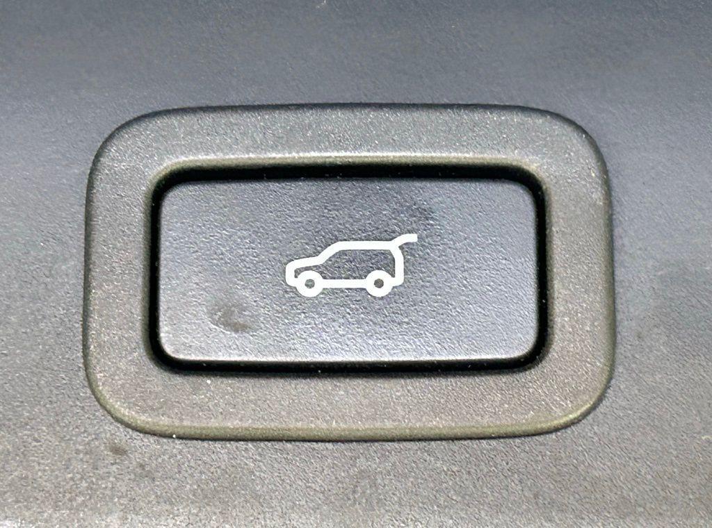 used 2020 Land Rover Range Rover car, priced at $30,999