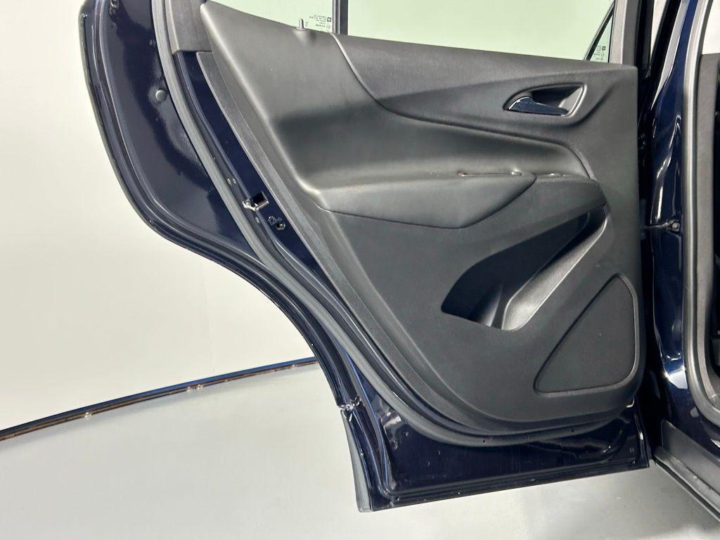 used 2021 Chevrolet Equinox car, priced at $17,999