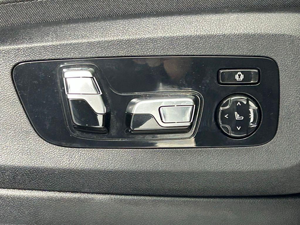 used 2025 BMW X5 car, priced at $61,999