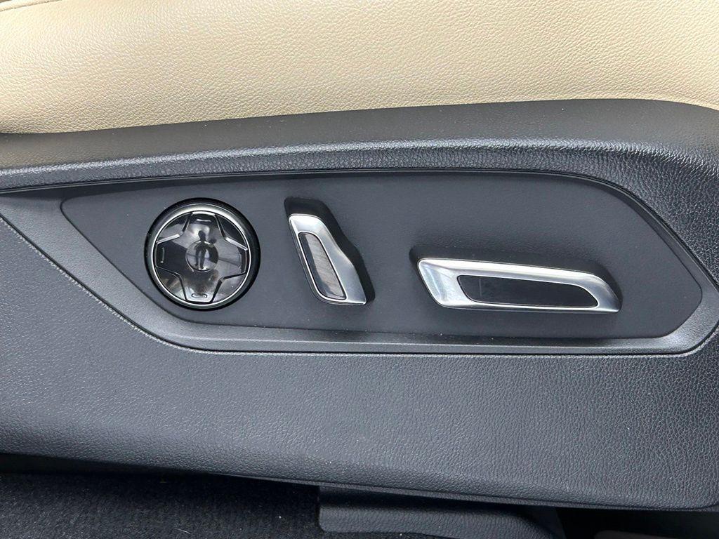used 2023 Acura MDX car, priced at $37,499