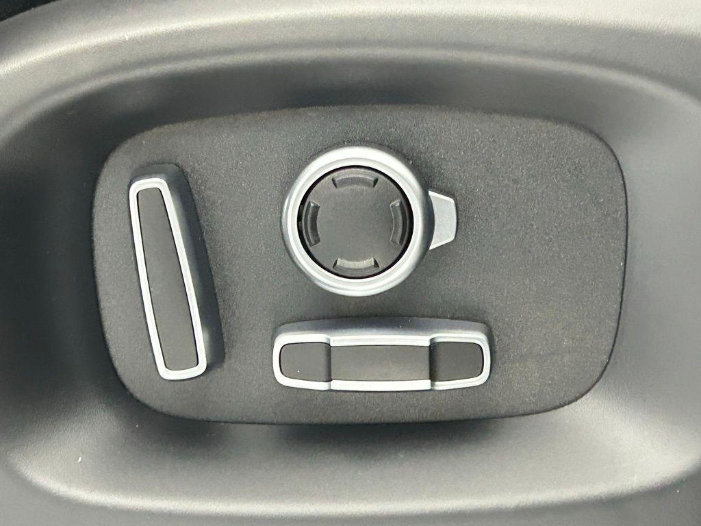 used 2016 Land Rover Range Rover car, priced at $18,999