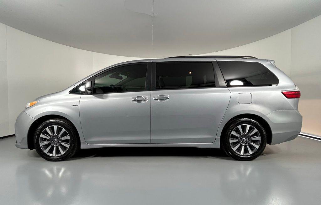 used 2018 Toyota Sienna car, priced at $29,999