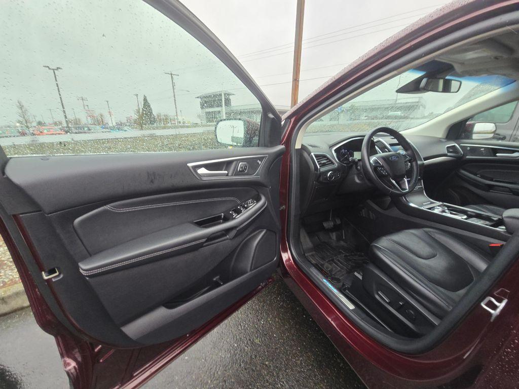 used 2020 Ford Edge car, priced at $17,498