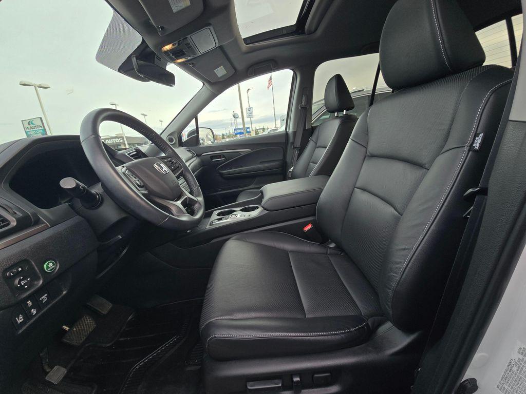 used 2024 Honda Ridgeline car, priced at $31,274