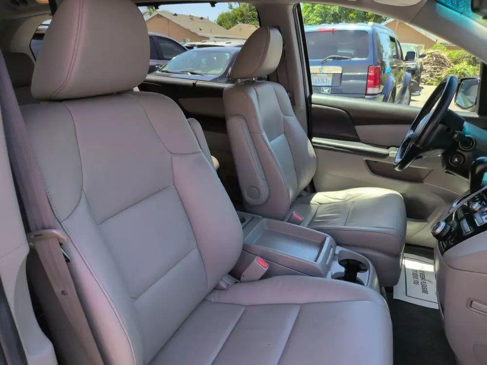 used 2011 Honda Odyssey car, priced at $13,400