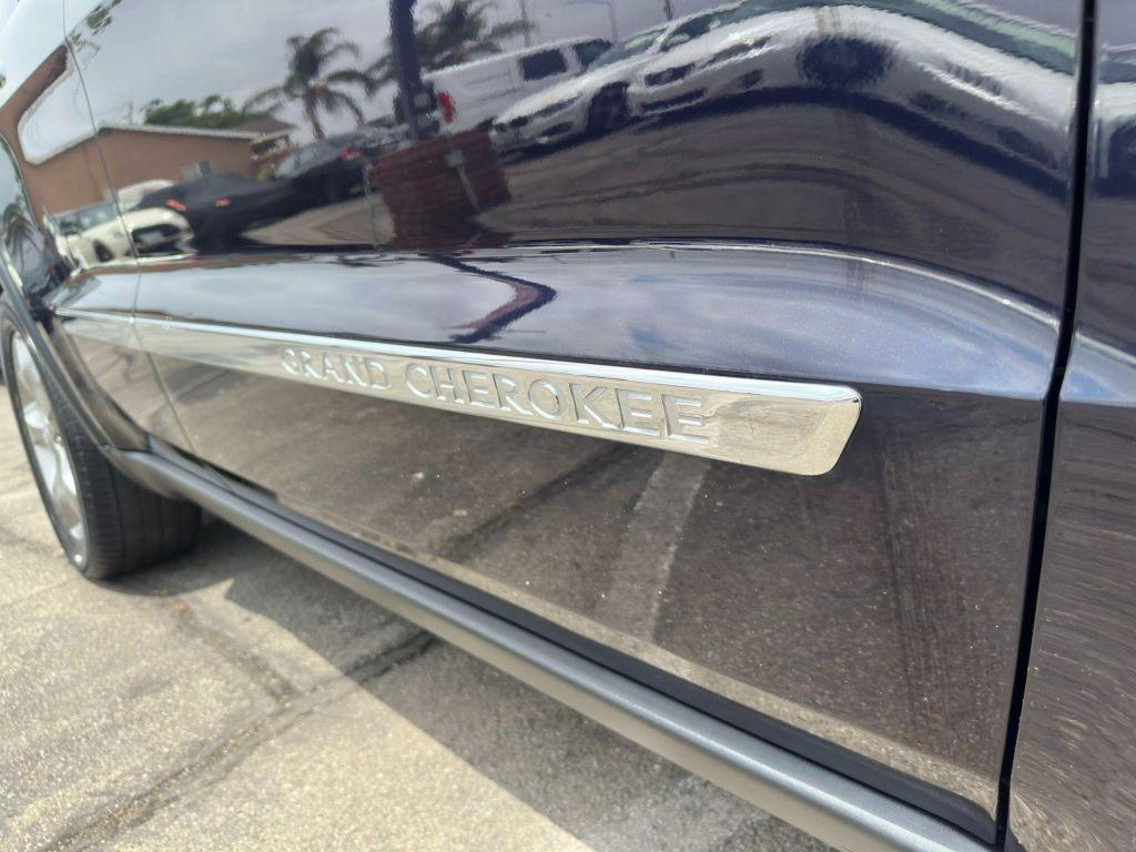 used 2011 Jeep Grand Cherokee car, priced at $12,900