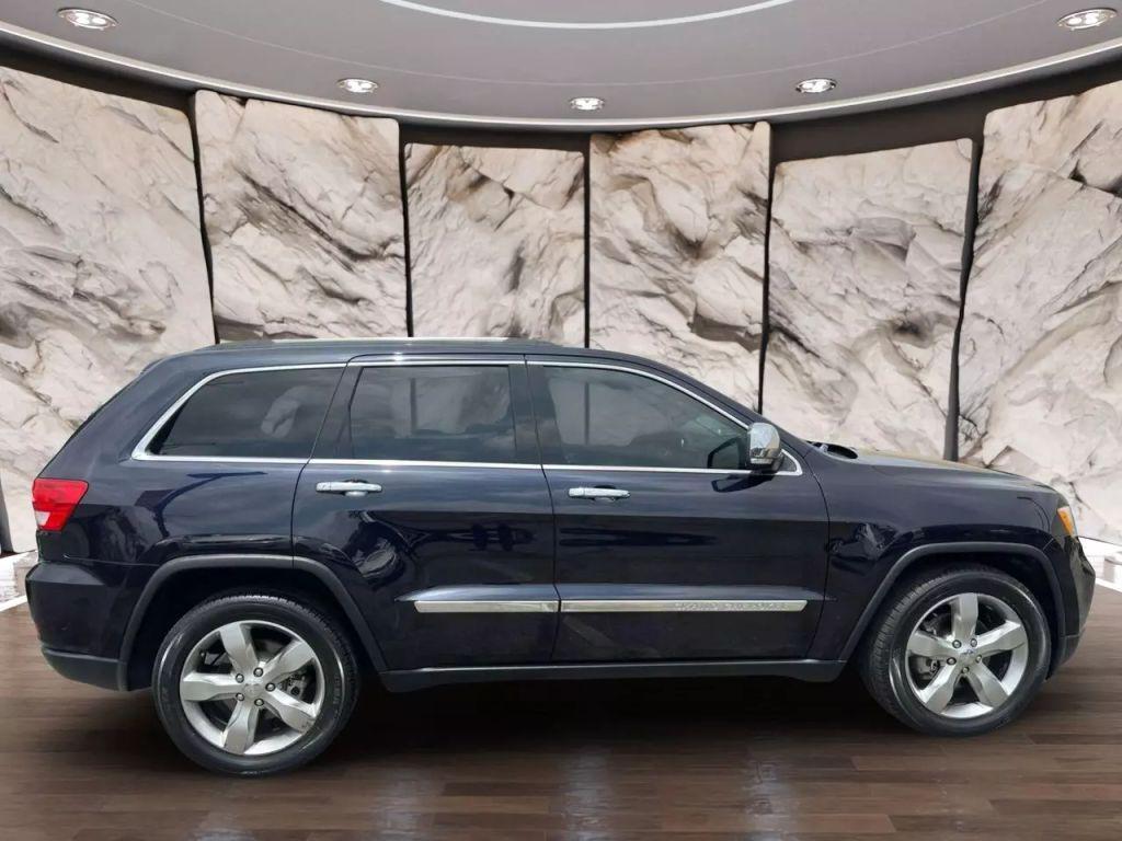used 2011 Jeep Grand Cherokee car, priced at $12,900