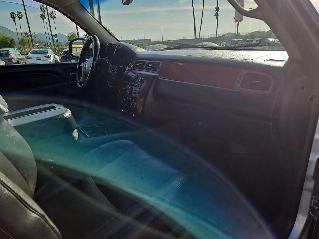 used 2013 Chevrolet Avalanche car, priced at $18,500