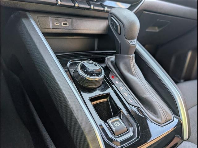 used 2023 Chevrolet Colorado car, priced at $32,652