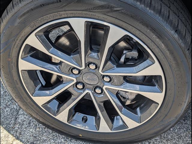 used 2023 Jeep Grand Cherokee L car, priced at $35,794