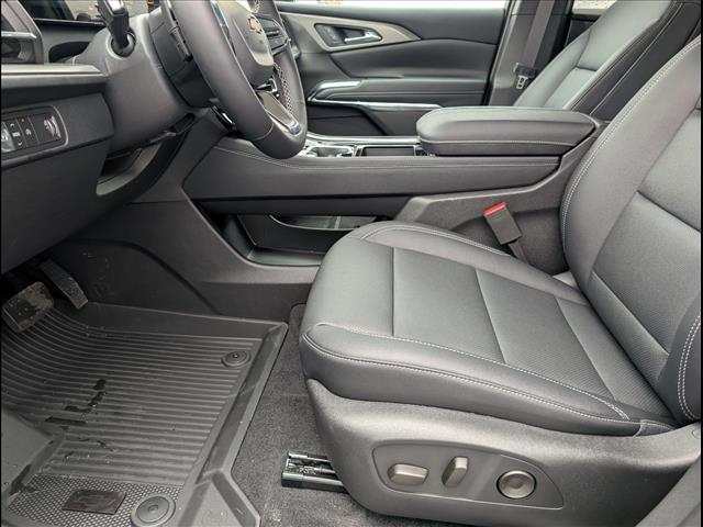 new 2026 Chevrolet Traverse car, priced at $45,020