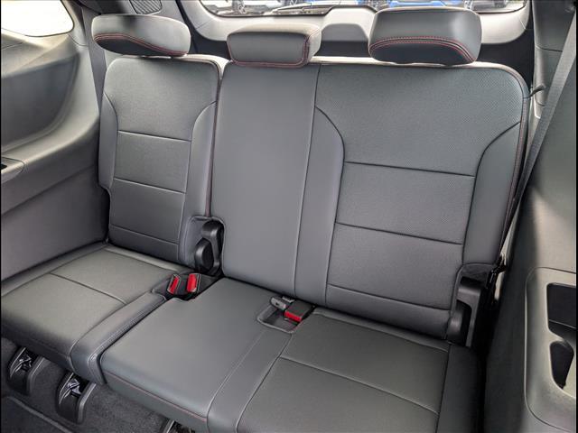 new 2026 Chevrolet Traverse car, priced at $53,905