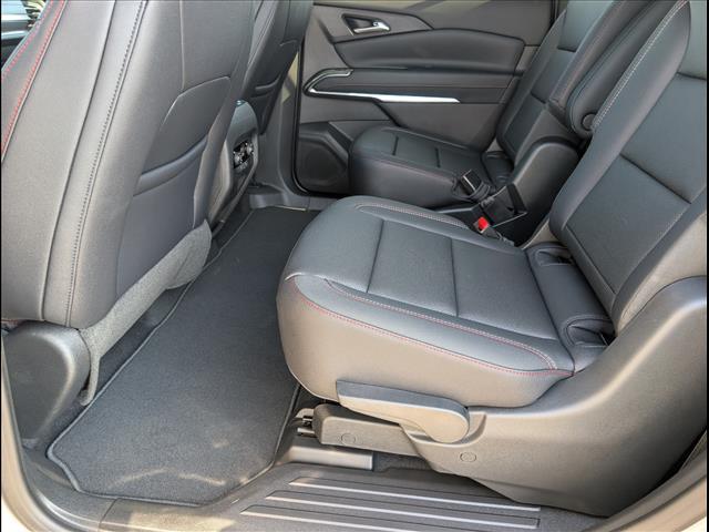 new 2026 Chevrolet Traverse car, priced at $51,040