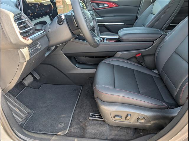 new 2026 Chevrolet Traverse car, priced at $51,040