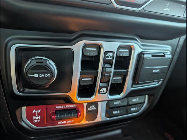 used 2023 Jeep Gladiator car, priced at $41,356