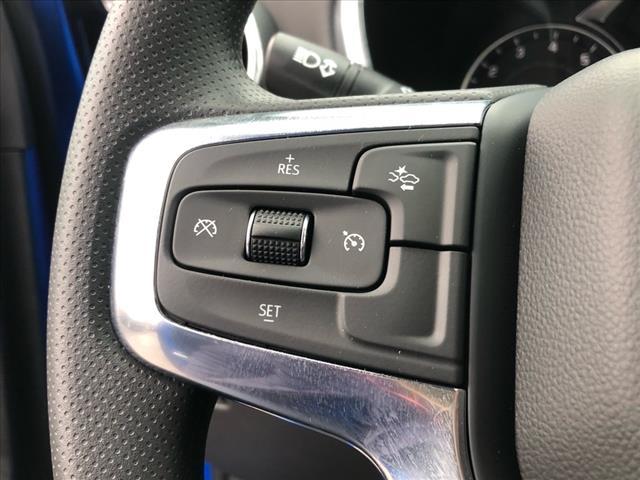 new 2025 Chevrolet Blazer car, priced at $37,020