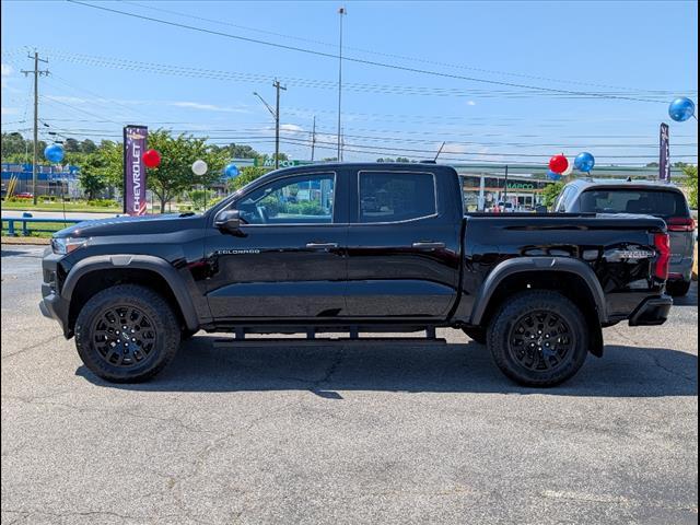 2025 Black Chevrolet Colorado