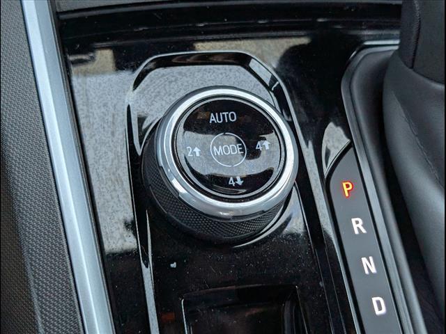 2025 Black Chevrolet Colorado